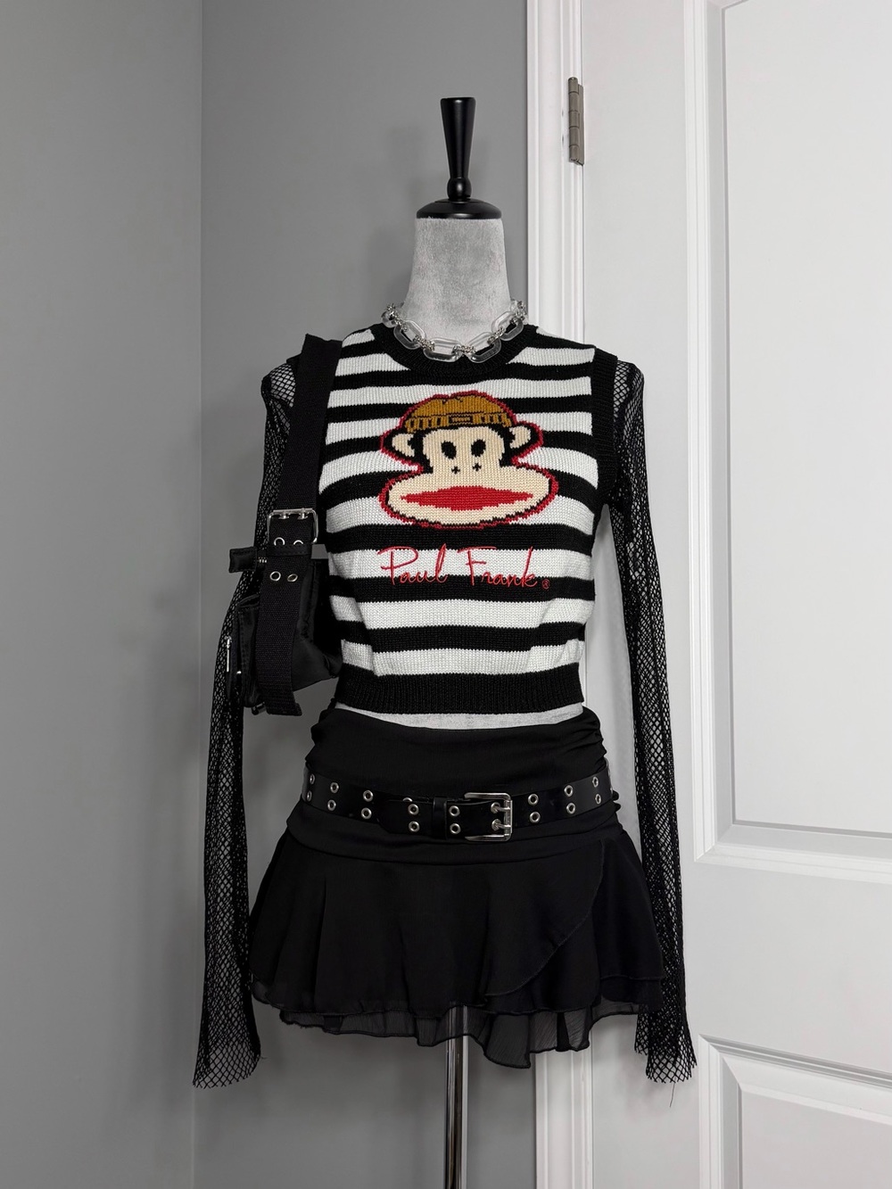 Vintage Paul Frank Black & White Striped Knit Sweater Vest w/ Julius The Monkey